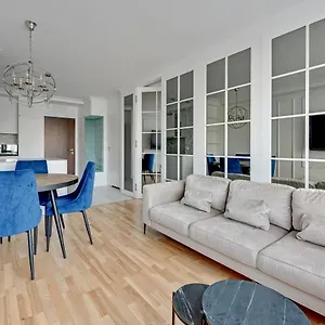 Seaside Primore By Downtown Apartament